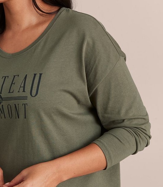 Curve Long Sleeve Scoop Neck T-Shirt