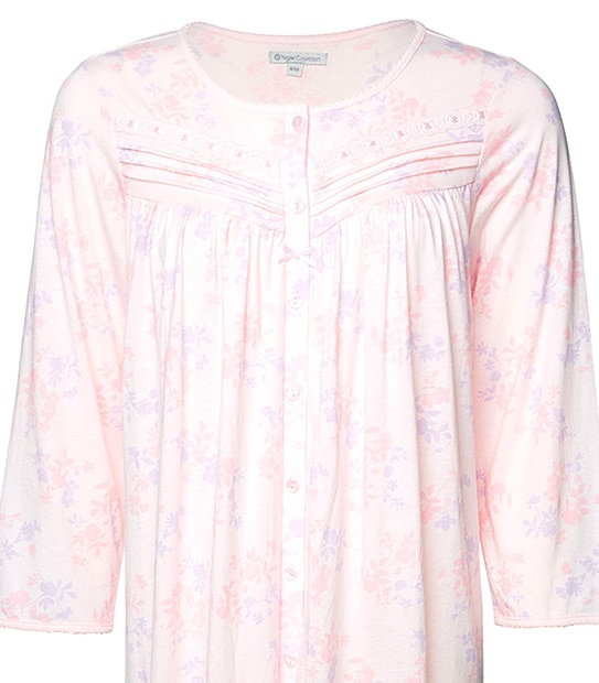 Traditional Long Sleeve Brunchcoat