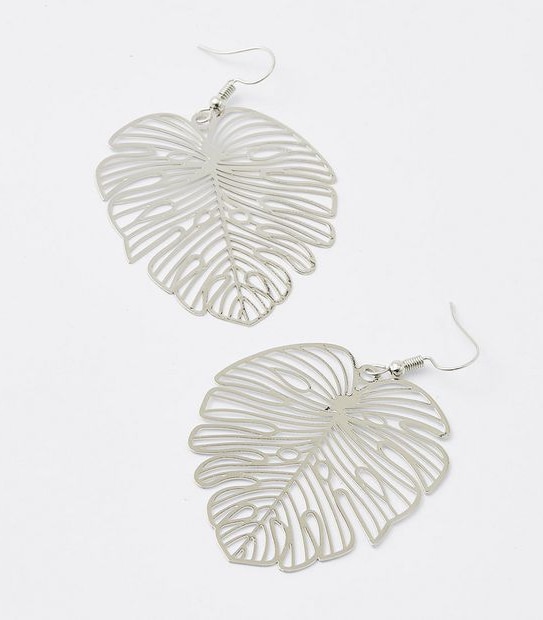 Metal Leaf Earrings - Silver