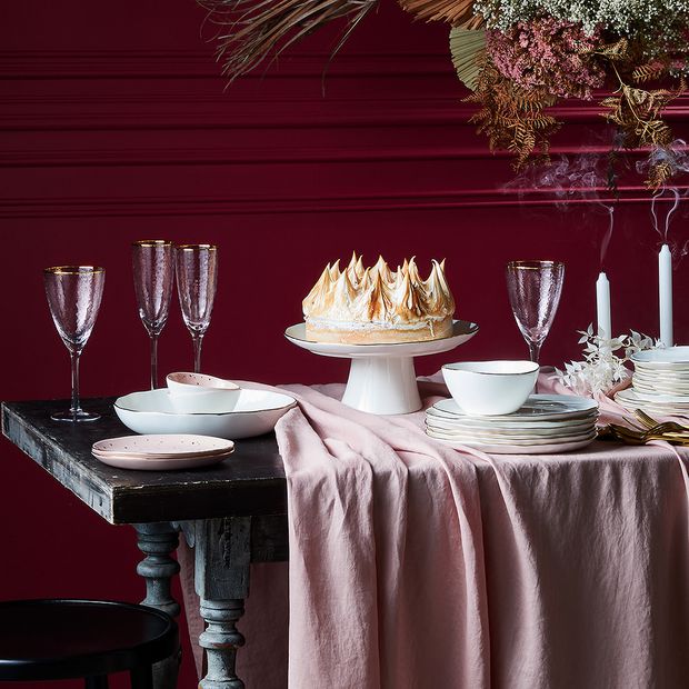 christmas dining tableware