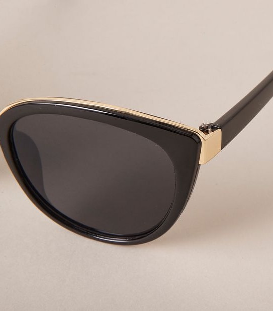 Womens Cat Eye Sunglasses - Black