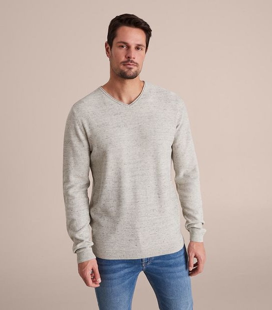 Lightweight Knit V-Neck Jumper