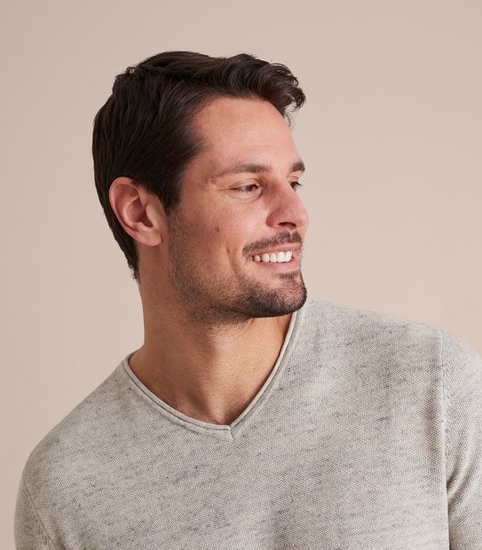 Lightweight Knit V-Neck Jumper