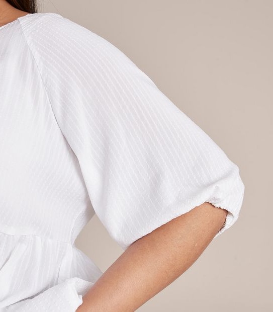Curve Puff Sleeve Top