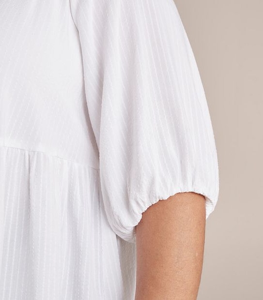Curve Puff Sleeve Top