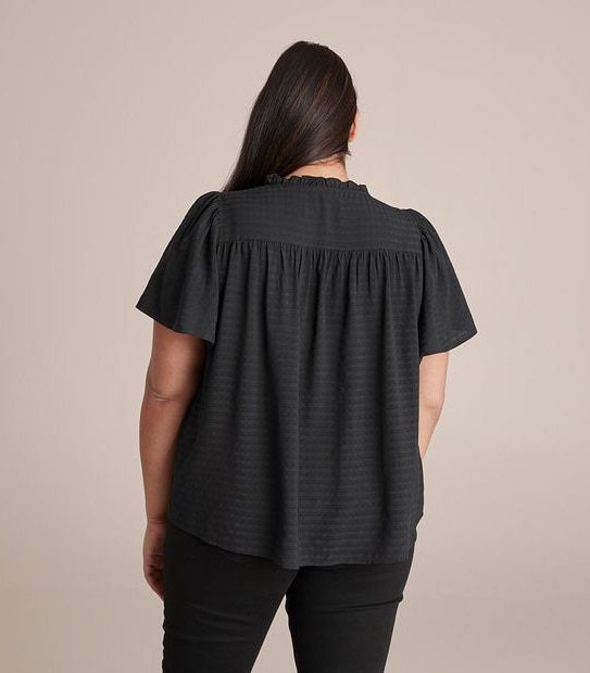 Curve Flutter Sleeve Tie Front Top