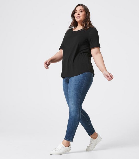 Belle Curve Organic Cotton Crew Neck T-Shirt - Black
