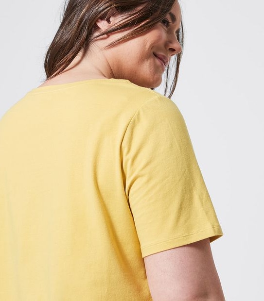 Belle Curve Crew Neck T-Shirt