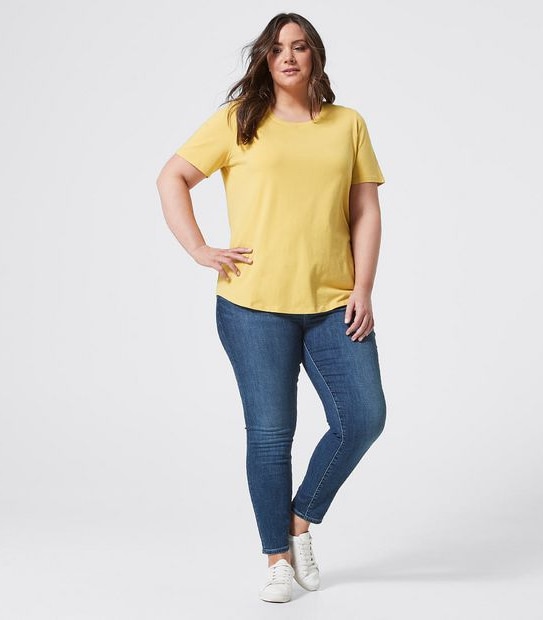 Belle Curve Crew Neck T-Shirt
