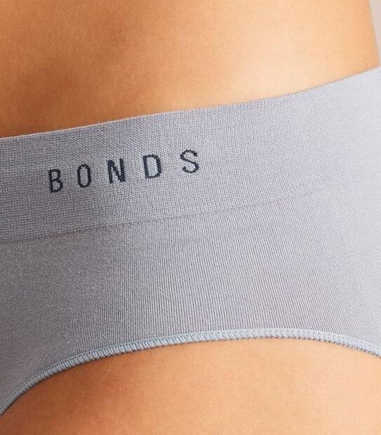 Bonds Seamfree Midi Briefs; Style: WWGCT