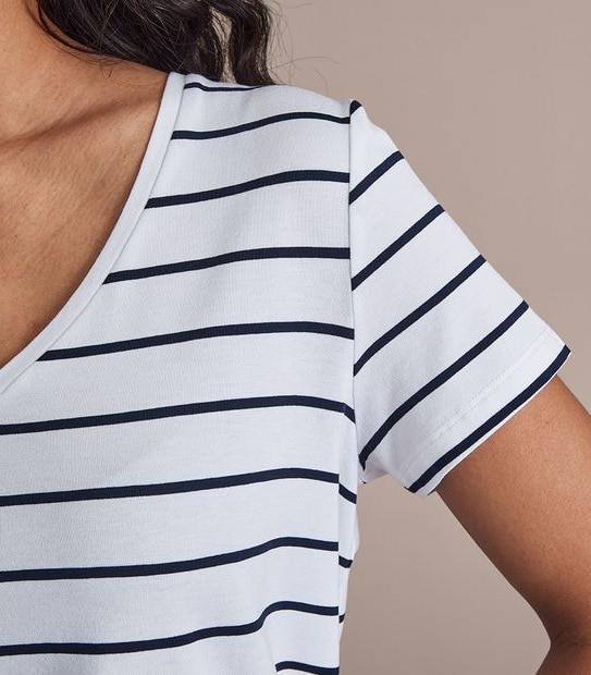 Modal/Elastane V-Neck T-Shirt