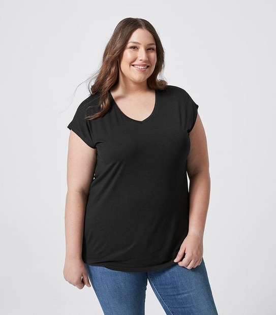 Belle Curve V-Neck T-Shirt