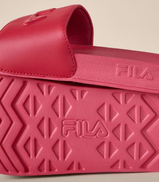W FILA OSTUNI PINK POOL SLIDE  SIZE 6-11