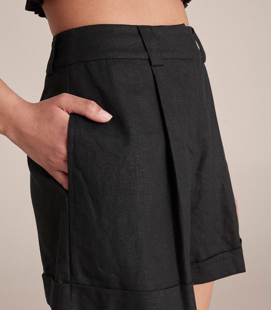 Lily Loves Linen Blend Tailored Shorts
