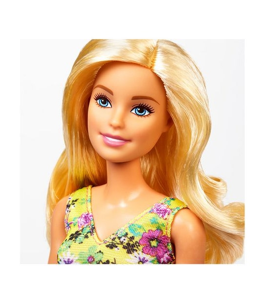 Barbie Fashionistas Ultimate Closet Doll and Accessories