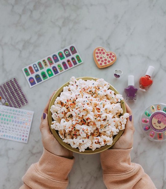 Make It Real Glitter Girls Nail Party Kit 