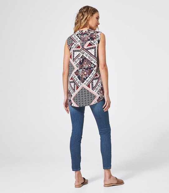 Sonia Sleeveless Shirt 