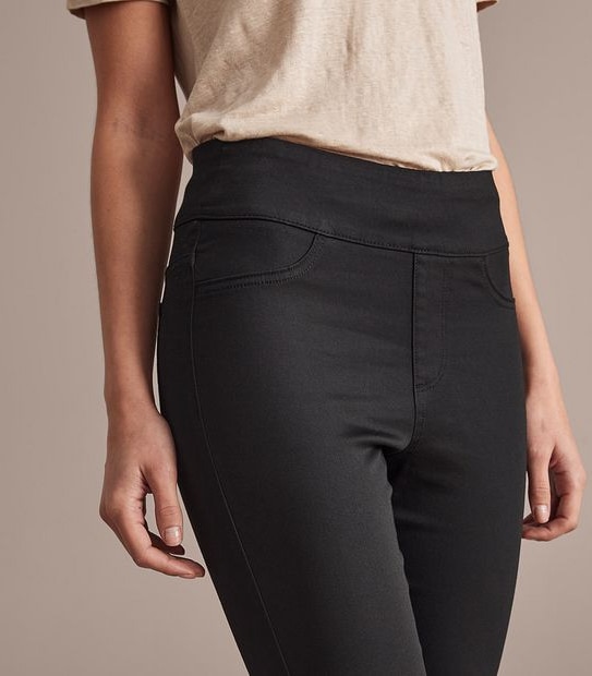 DENIM Lydia High Rise Capri Length Jeggings 