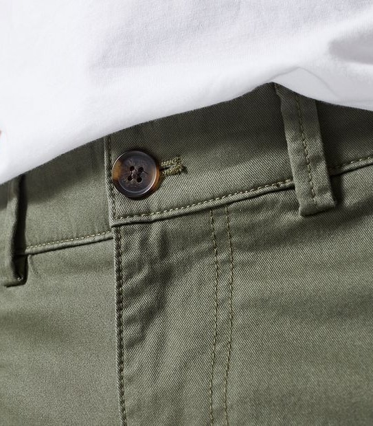 Regular Chino Shorts