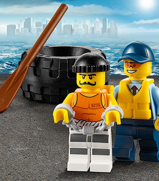 LEGO&reg; CITY Police Tyre Escape 60126