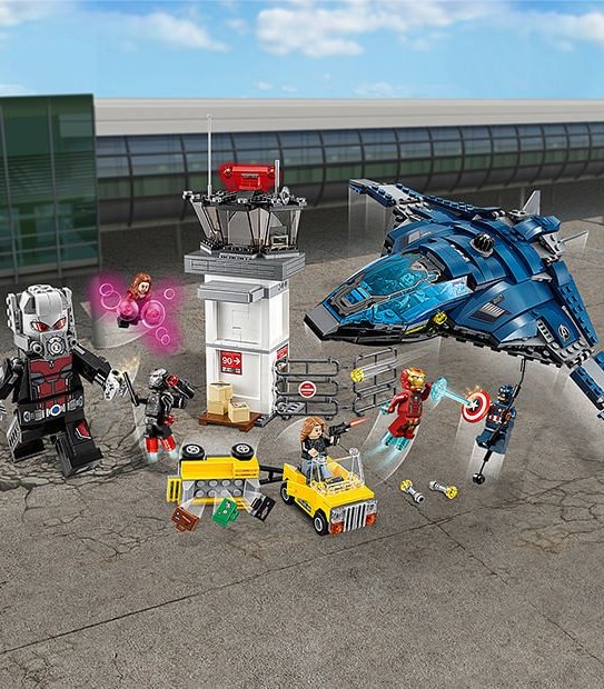 LEGO&reg; Marvel Super Heroes Super Hero Airport Battle 76051