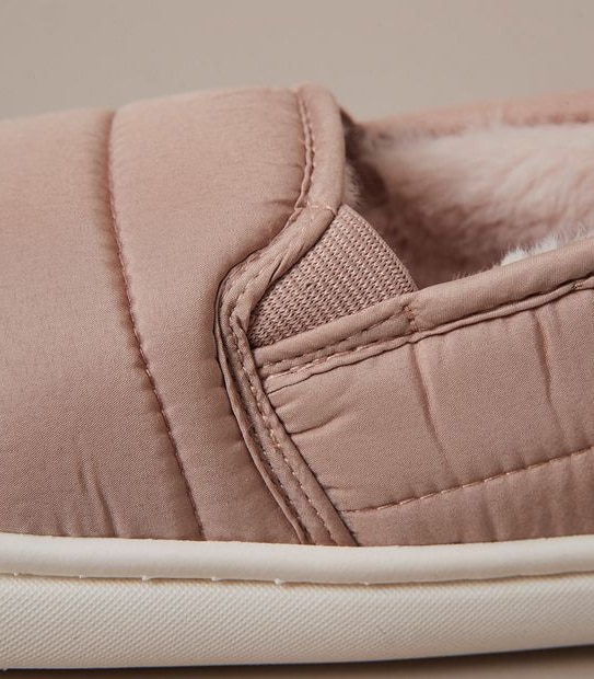 Kids Youth Quilted Slippers