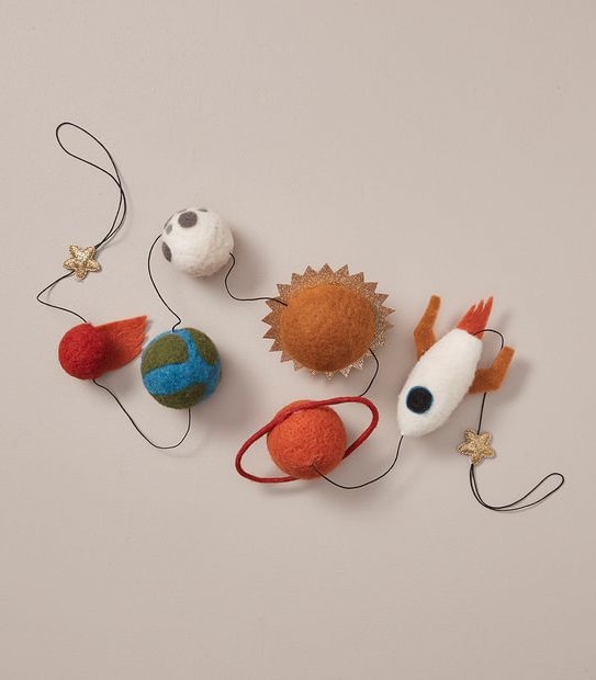 Space Garland