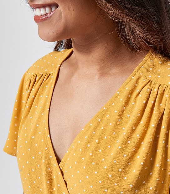 Dannii Minogue Petites Short Sleeve Wrap Top - Yellow/White Spot