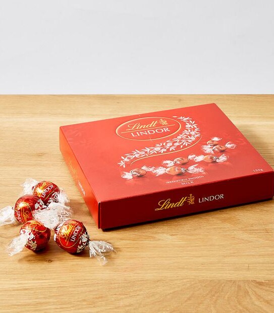 Lindt Lindor Milk Chocolate Gift Box 150g Target Australia