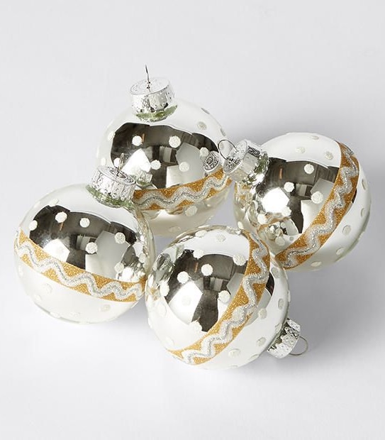 Heritage 4 Piece Glass Baubles