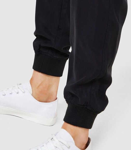 Mossimo Empire Pants - Black