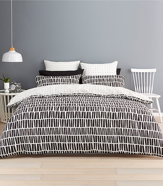 Dash Quilt Cover Set