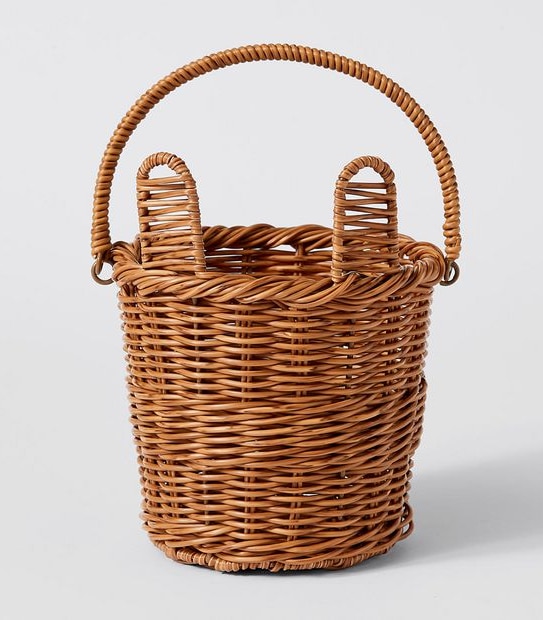 Poly Rattan Bunny Basket