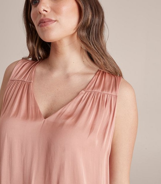 Preview V-Neck Soft Tank Top