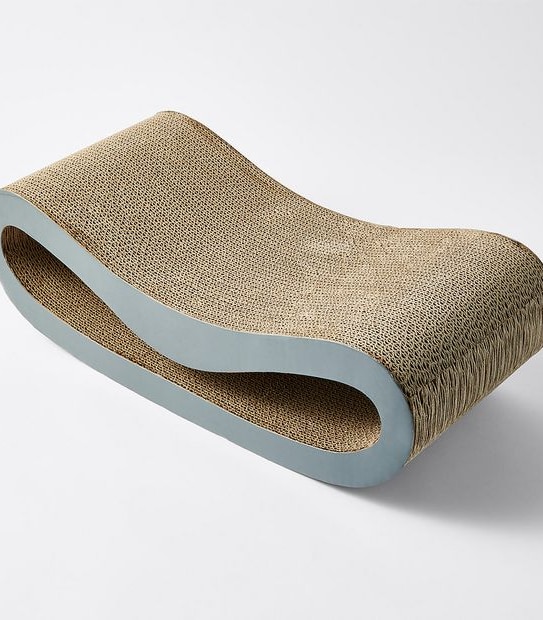 Patch & Socks Deluxe Cat Scratcher