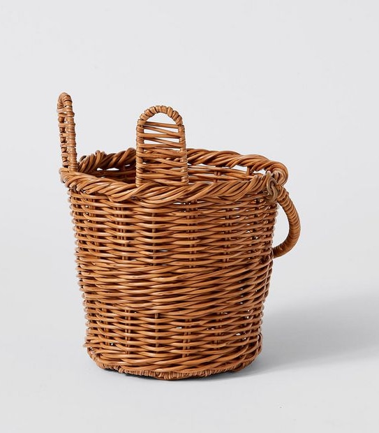 Poly Rattan Bunny Basket