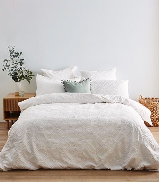 Linea Quilt Cover Set