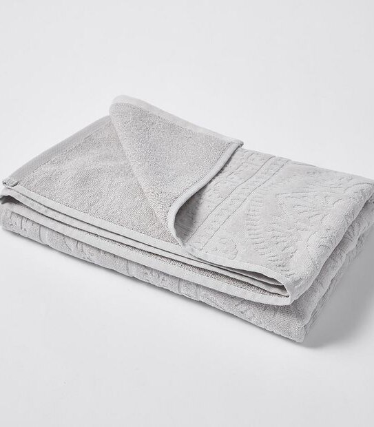 Elisa Velour Pattern Bath Towel