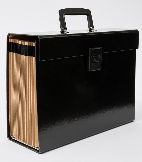 Expanding Filel 19 Pocket
