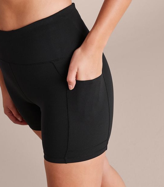 Active Infinity Mid Rise Short Bike Shorts
