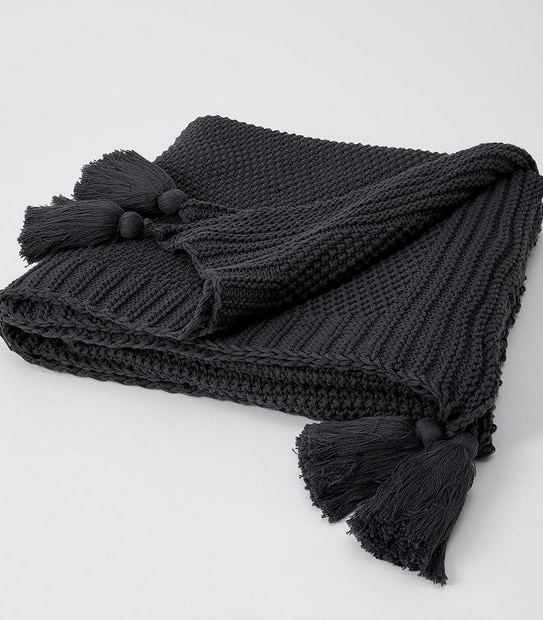 Amity Tassel Knitted Throw