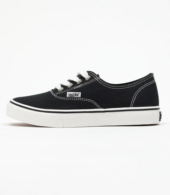 Mossimo Kids Senior Canvas Sneakers - Black/White