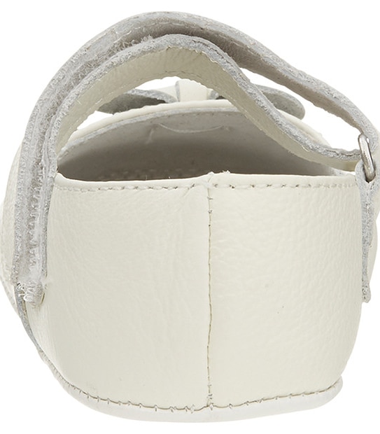 Betsy Mockingbird Pre Walker Shoes - White