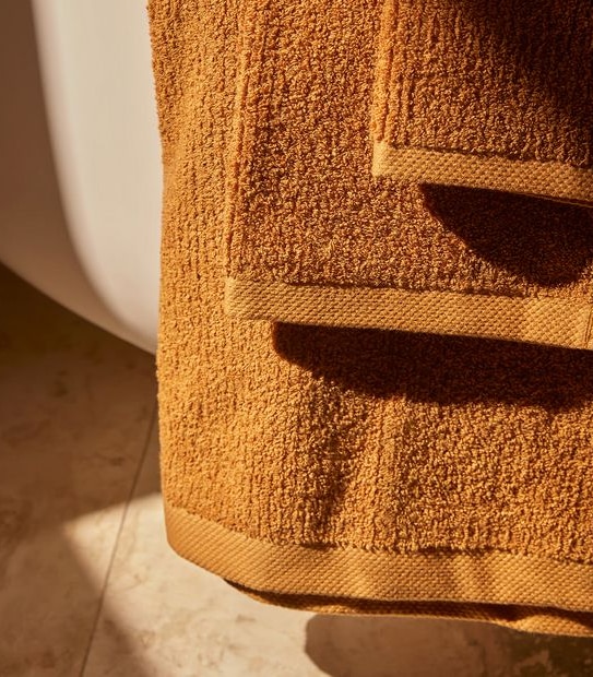 Classic Ribbed Bath Towel