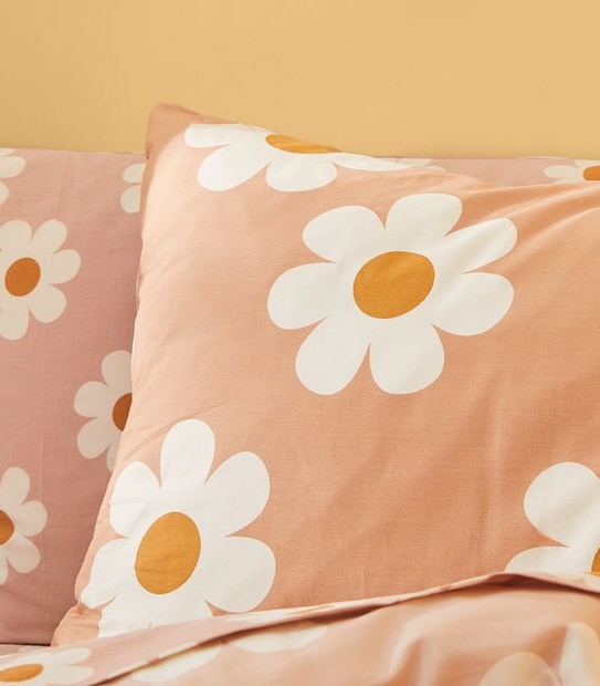 Zoey Daisy Quilt Cover Set
