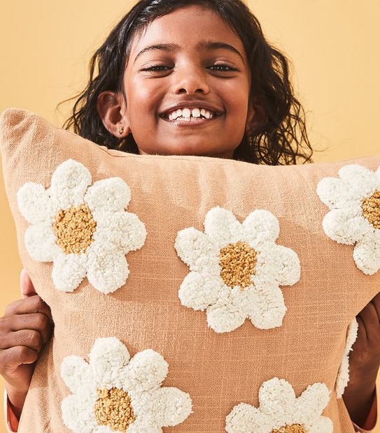 Zoey Daisy Cushion