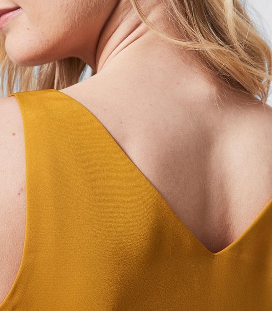 Preview Sleeveless Layered Cami