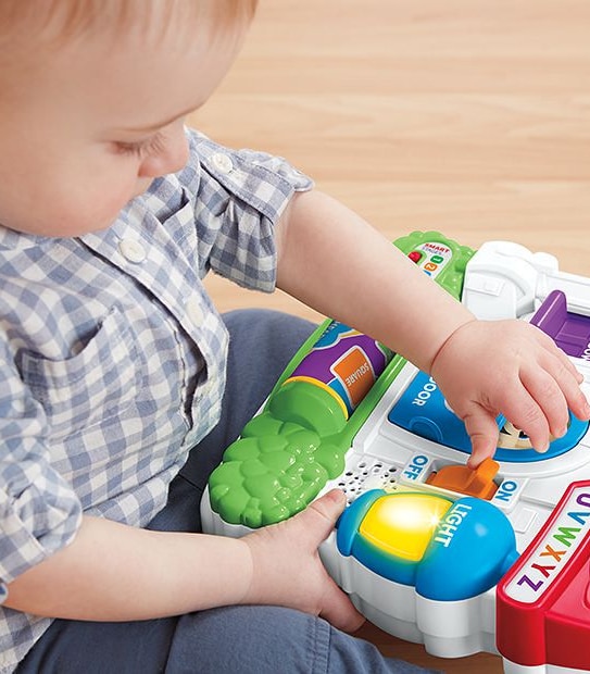 Fisher-Price Laugh & Learn Puppy's Busy Activity Home