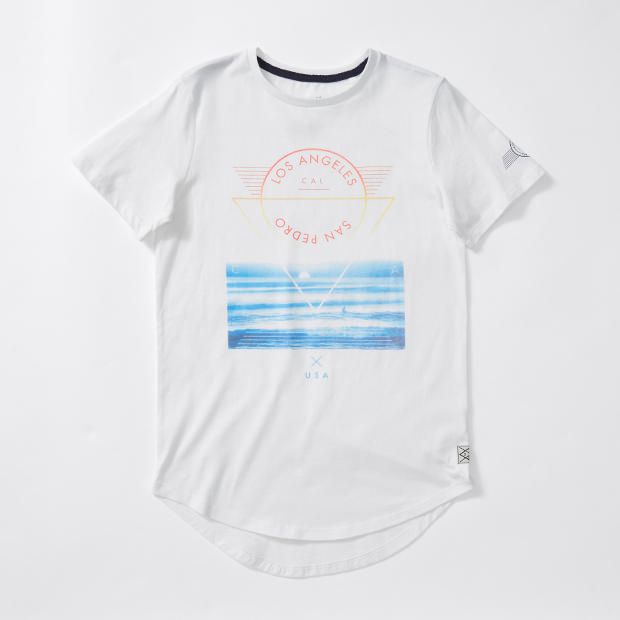 Short Sleeve Curved Hem Print T-Shirt Short Sleeve Curved Hem Print T-Shirt