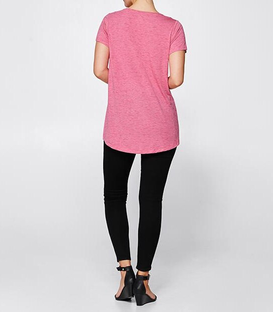 The V-Neck T-Shirt 2 of 3